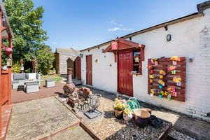 Rear garden- click for photo gallery